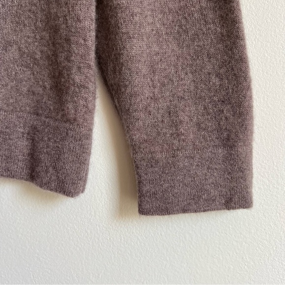 Naadam Off-Duty Cashmere Hoodie in Mauve - Picture 8 of 16